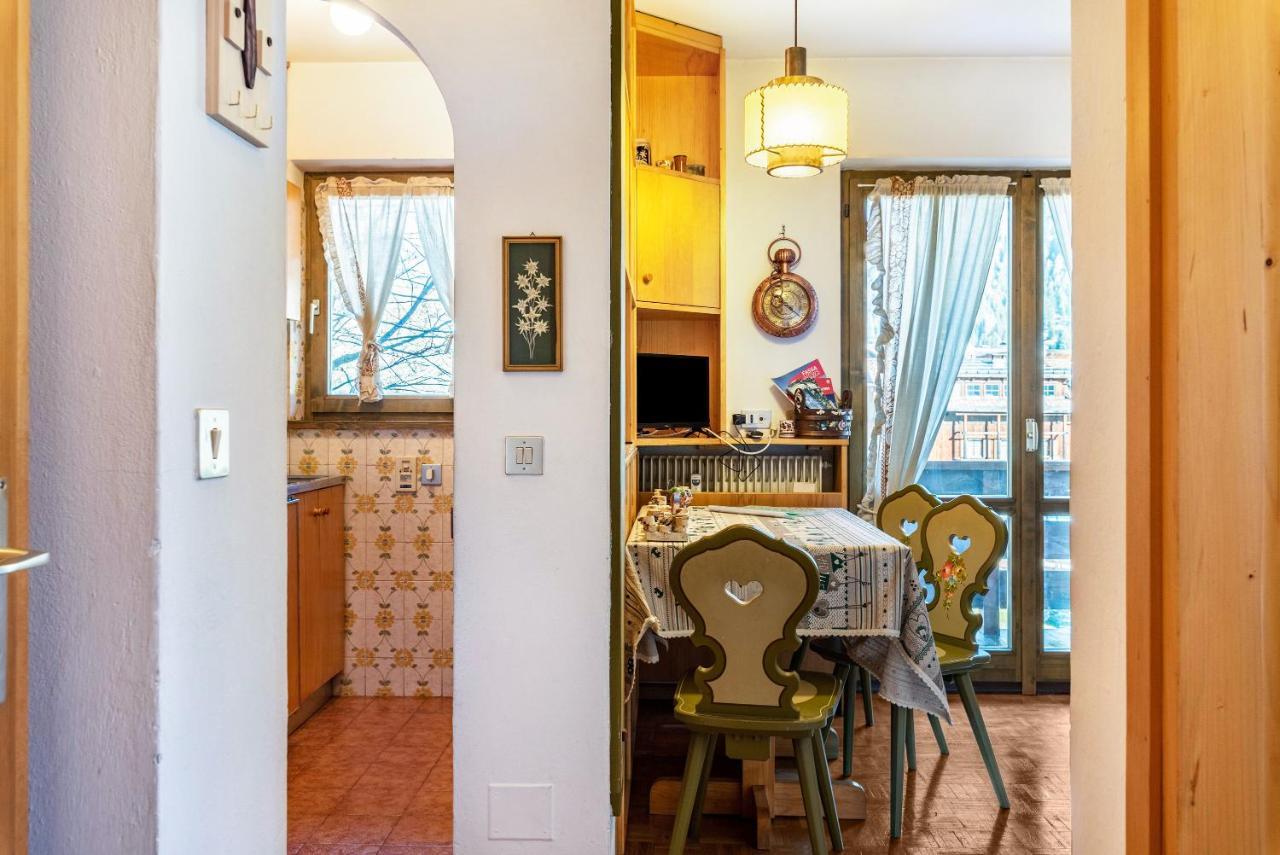 Apartamento Ciasa Apelli Pozza di Fassa Exterior foto