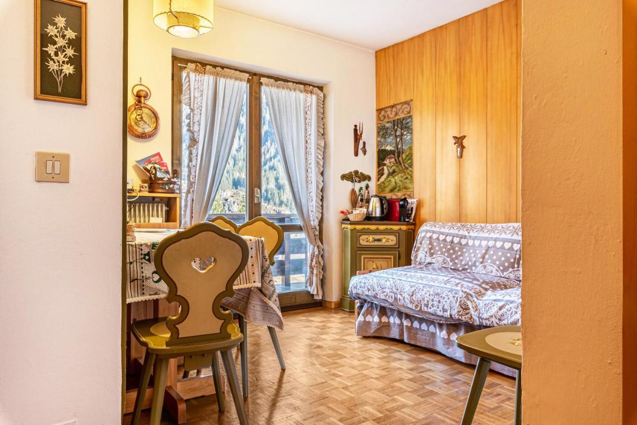 Apartamento Ciasa Apelli Pozza di Fassa Exterior foto